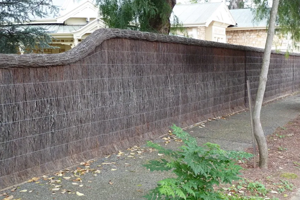 Brush Fence Maintenance Tips Every Property Owner Should Know